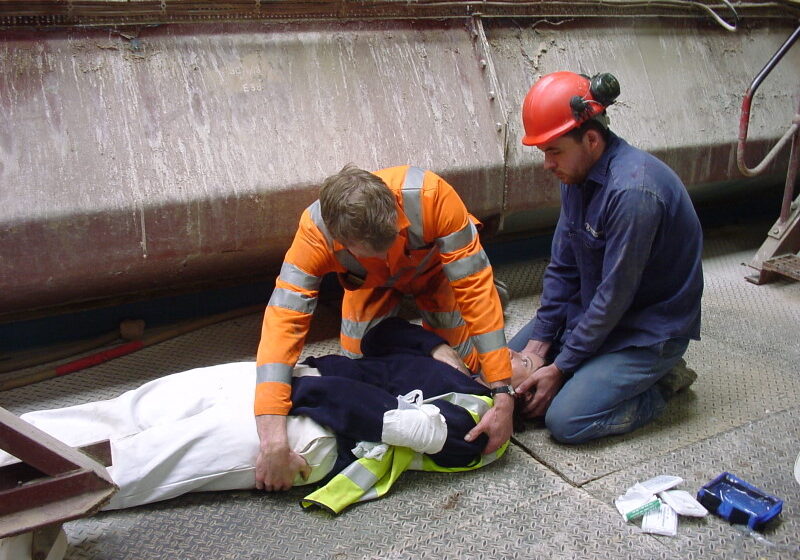 Emergency-First-Aid-at-Work